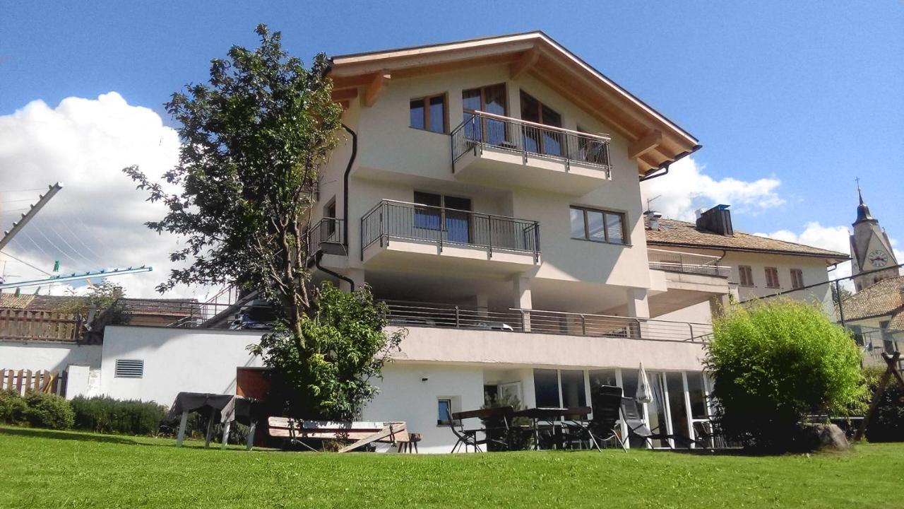 Hotel Zum Rossl Anterivo المظهر الخارجي الصورة